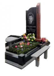 Памятник из цветного гранита ц16